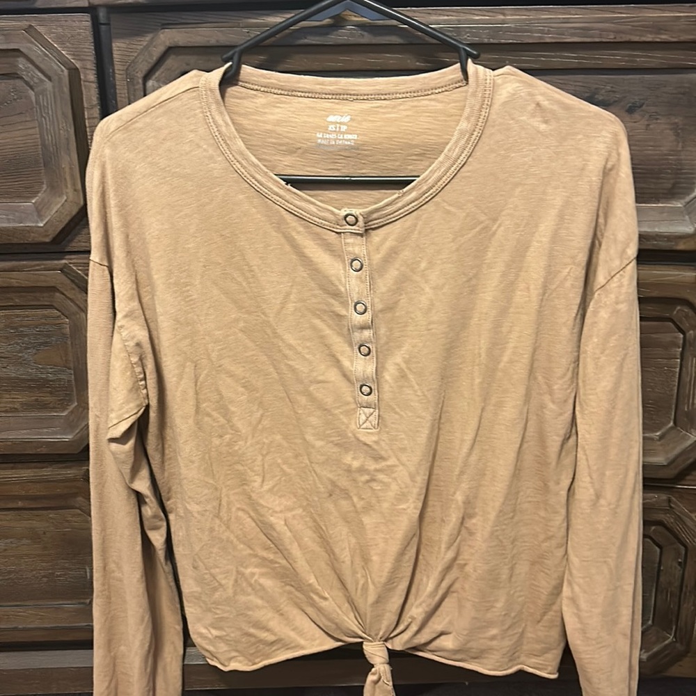 AE Long-sleeve Half Button-down Shirt